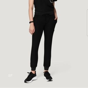 Mandala scrub joggers